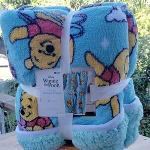 Disney Winnie the Pooh Blue and Yellow Sherpa Throw